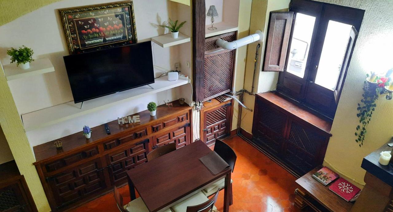 Apartamento Medieval En El Camino De Santiago Estella Ngoại thất bức ảnh
